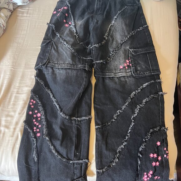 Unpractical Denim Sakura Convertible Black / Grey Denim Cargo Jeans to Shorts - Picture 5 of 6